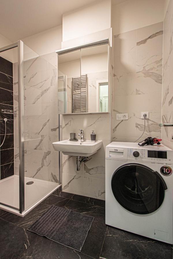 Stylish Apartment In Prague Best Gastronomic Area Exterior photo